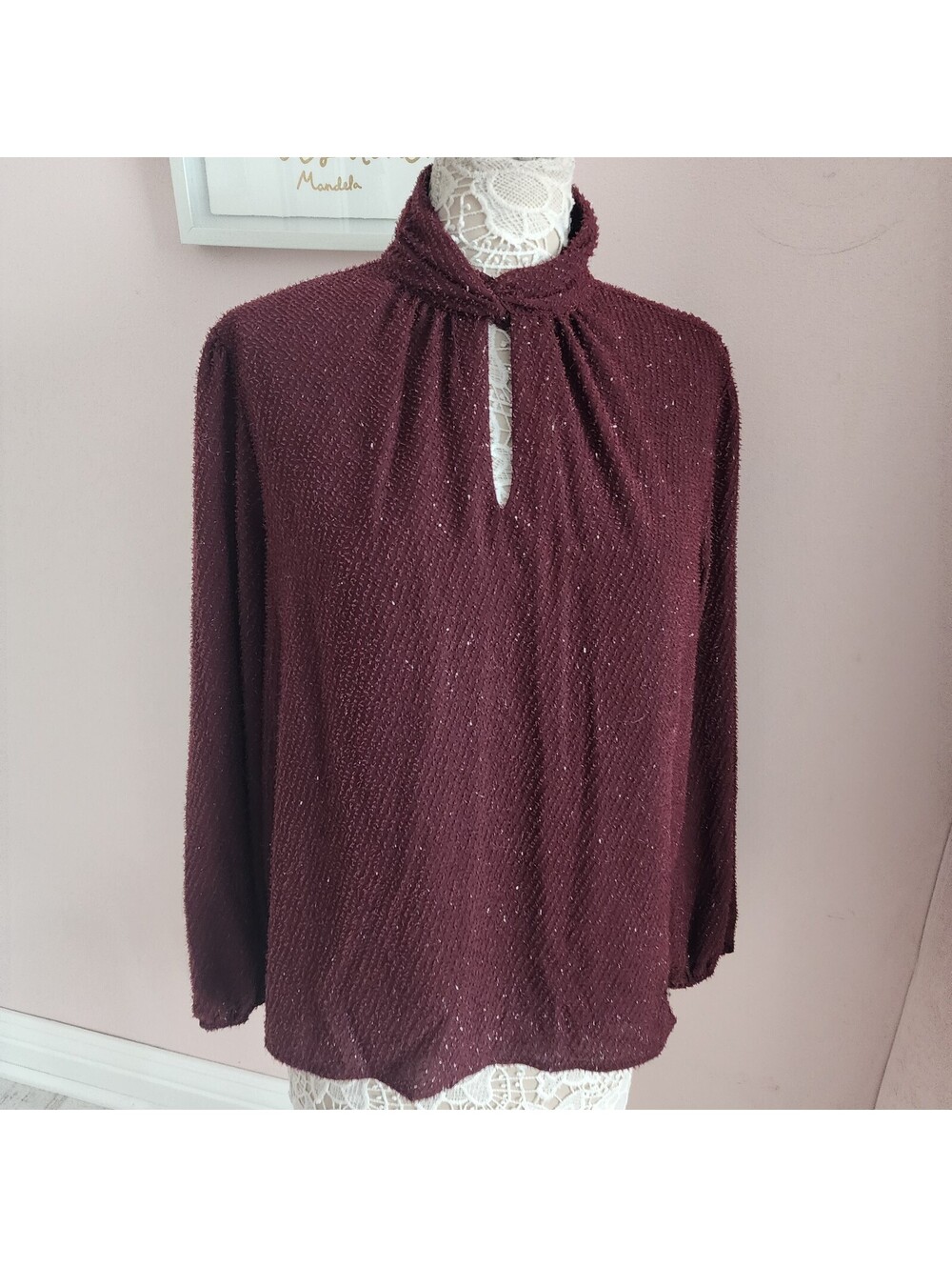 Nine West Burgundy Sparkle Keyhole Neck Top Women’s XXL NWT